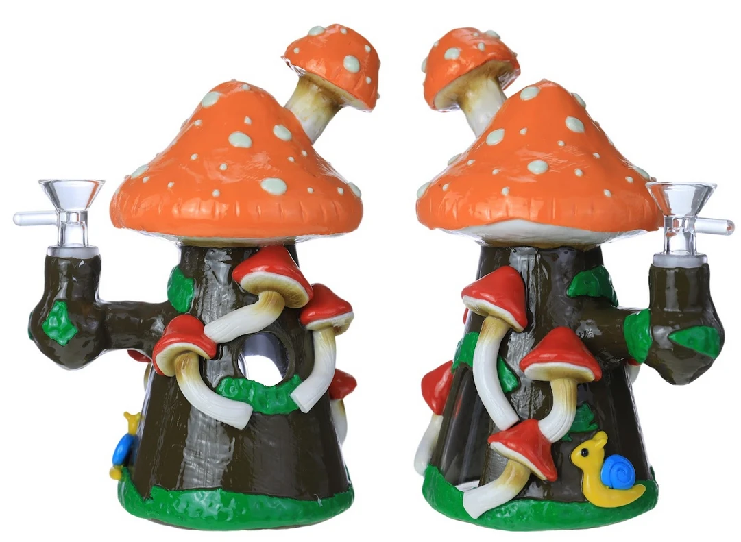 HEAVY MUSHROOM TREE HOUSE GLOW IN THE DARK GLASS WATERPIPE 7.5"