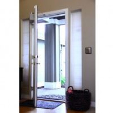 Automatic Door Opener | CONCIERGE™ RIGHT Door Mount