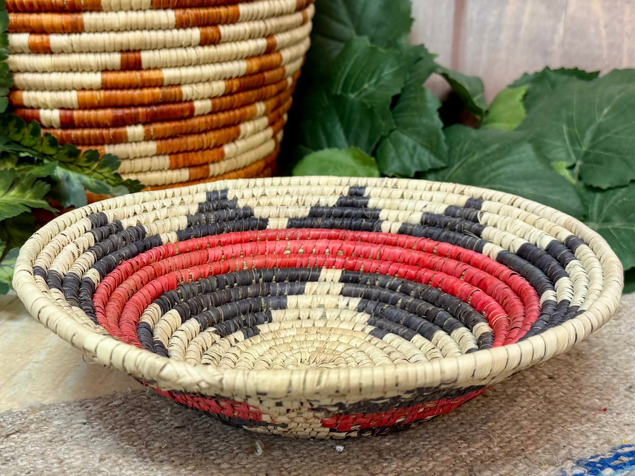 Pueblo Indian Style Saucer Basket 9.5