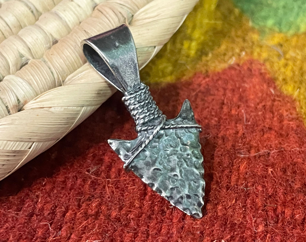 Navajo Silver Arrowhead Pendant (ij368)