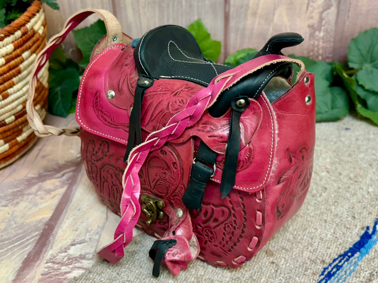 Western Hand Tooled Leather Saddle Purse -Pink (21bl44pin)