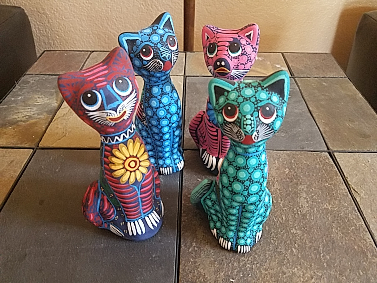 day of the dead cat statue