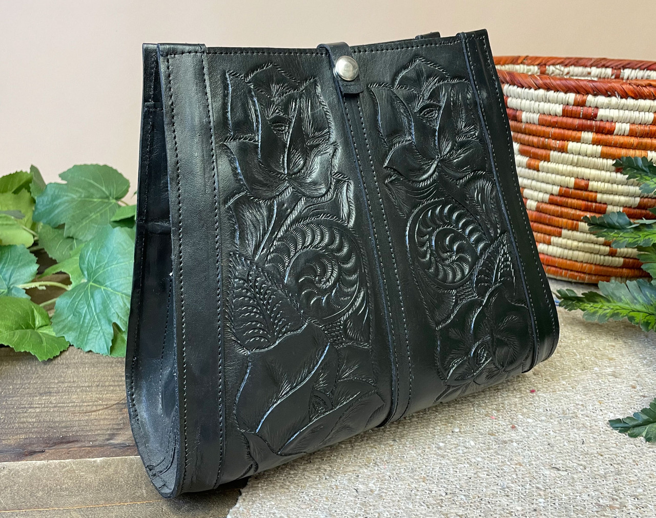 black leafs women hand purse