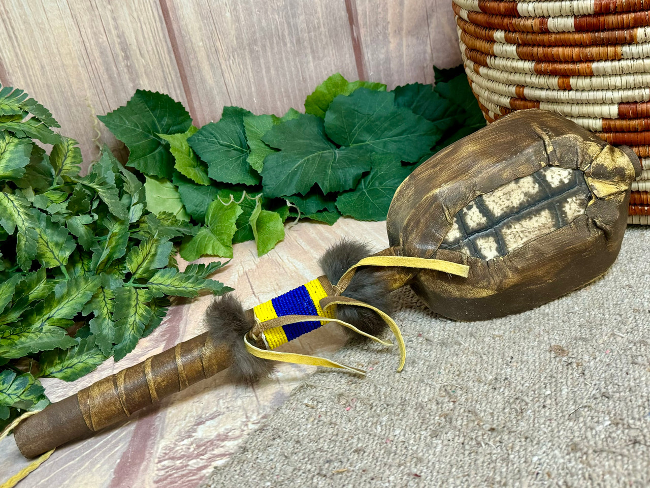 ネイティブアメリカン　鳴り物　TURTLE SHELL RATTLE IMG_3185__32815.1746561187.jpg