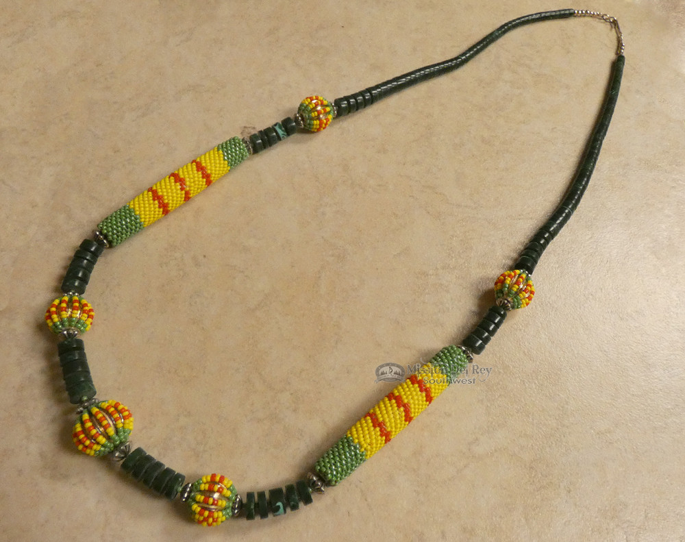 Navajo Hand Beaded Necklace (158bc4 