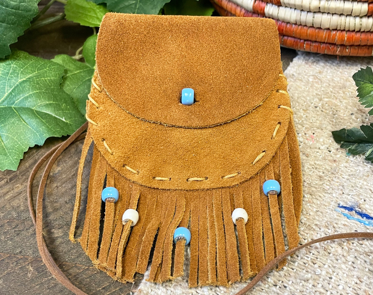 Sold at Auction: ANTIQUE NATIVE AMERICAN INDIAN MEDICINE BAG