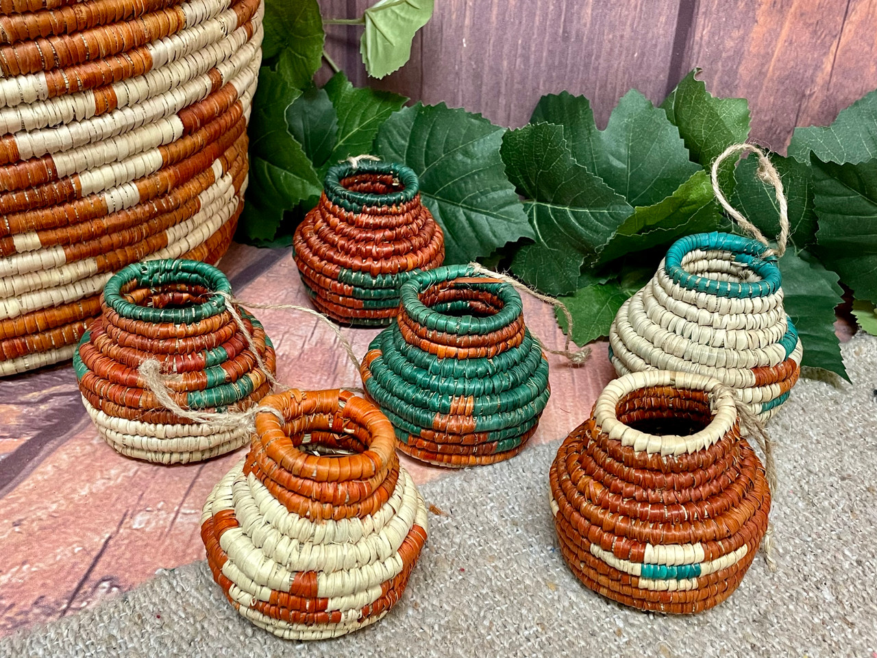 Hand Woven Mini Cobra Basket Christmas Ornament Set -6pc (1bc97