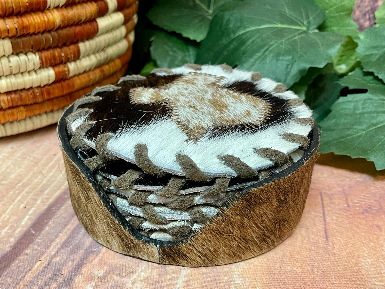 Texas Cowhide Coaster Set of 6 w/ Holder (177bc26)