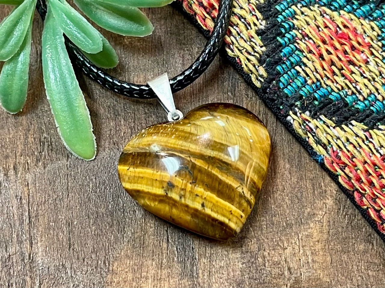 Natural Tigers Eye Heart Pendant Necklace (184tige10)