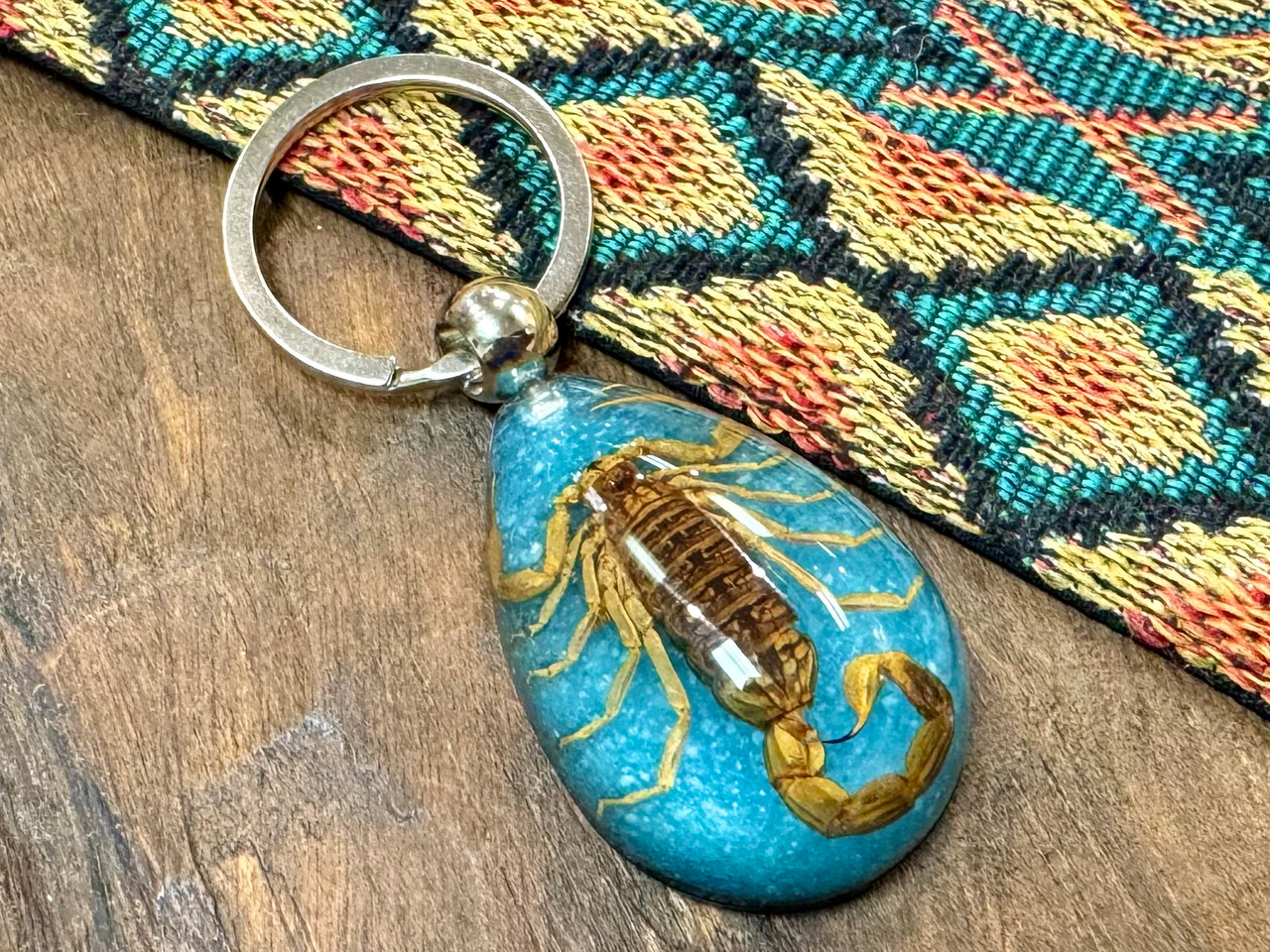 Desert Scorpion Souvenir Keychain (186bc9)