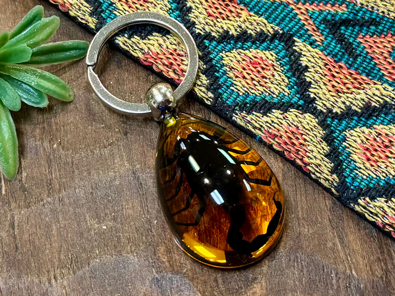 Western Keychain -Black Scorpion (186kc090191)