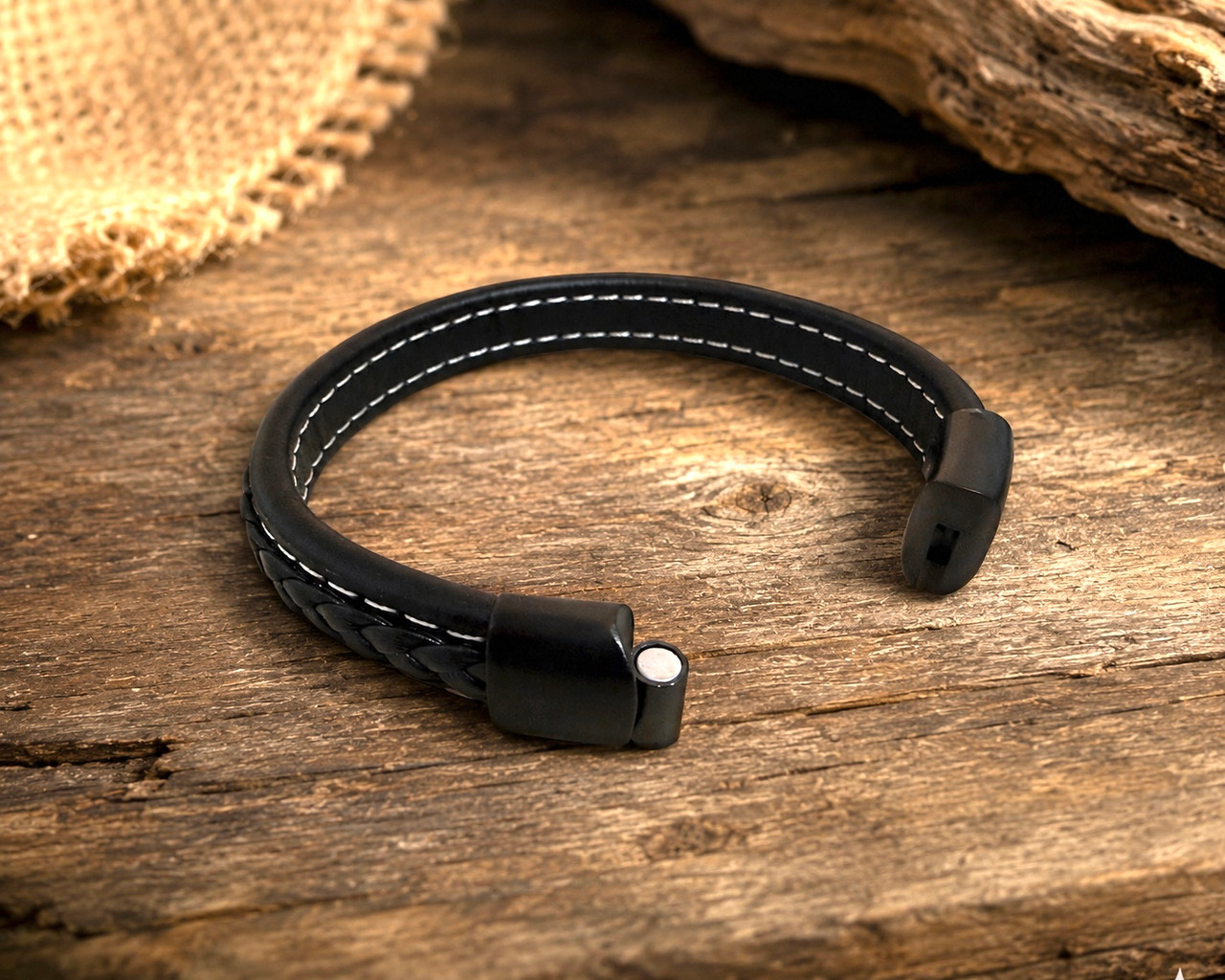 Assorted Leather Bracelets (209bc60)