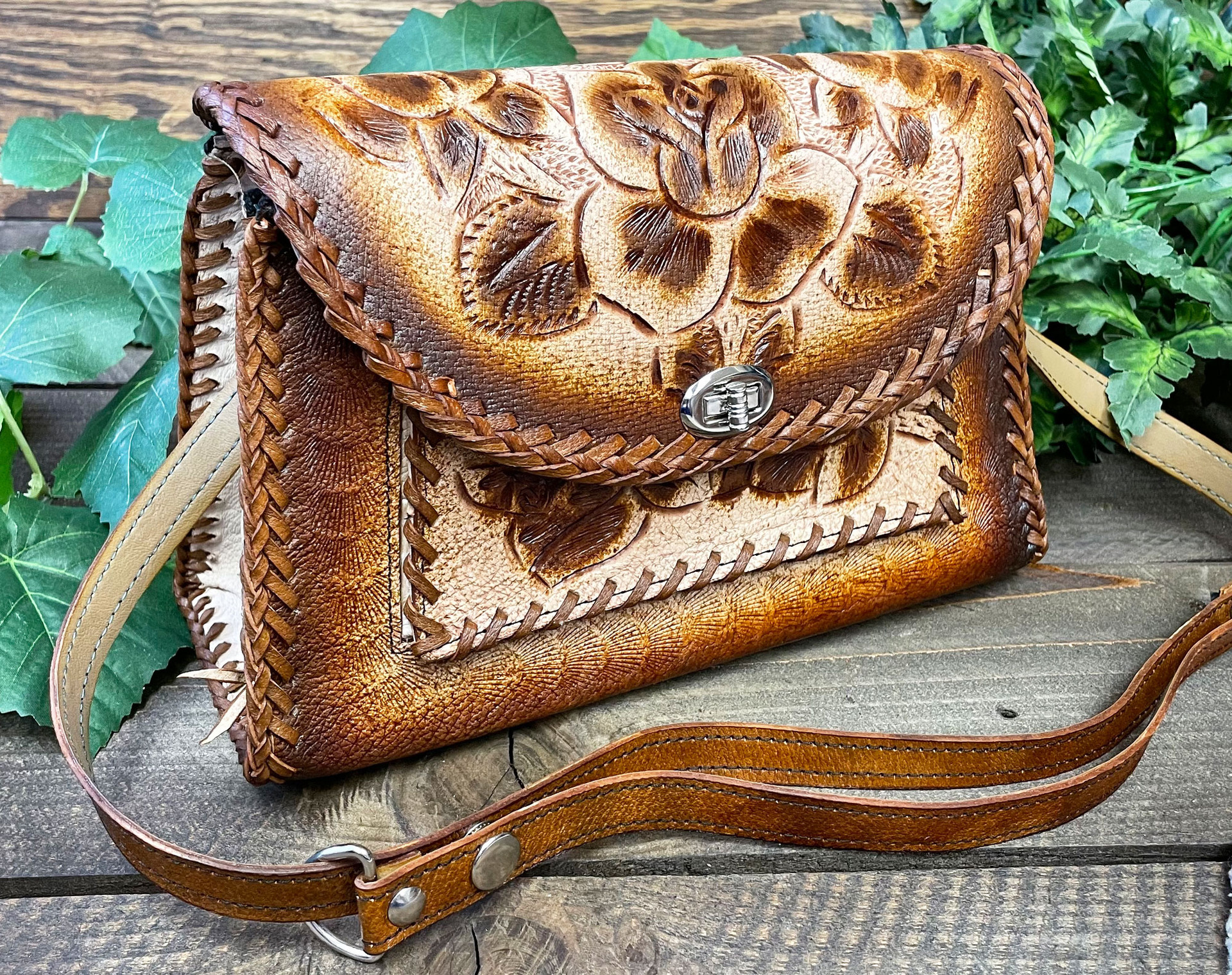 Western Hand Tooled Leather Purse (48) Mission Del Rey Southwest