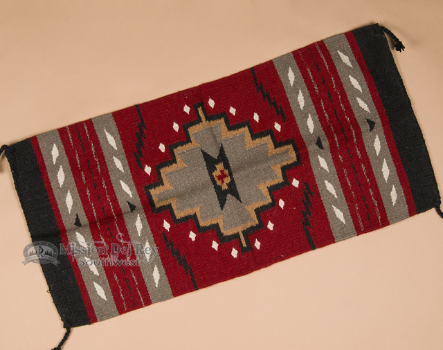 Hand Woven Old Style Southwestern Rug 20x40 (20408)