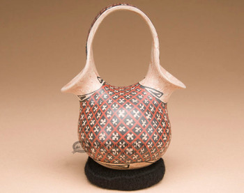 Hand painted Mata Ortiz pottery Vase