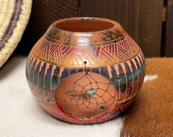 Native American Dreamcatcher Vase 4.5