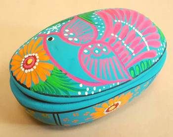 Clay Hand Painted Pottery -Oval Jewelry Box  (p619)