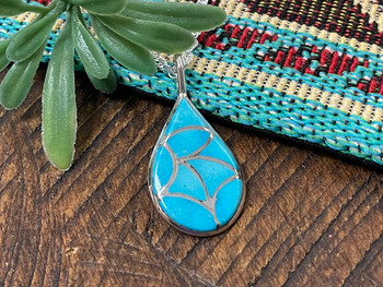 Zuni Turquoise Teardrop Pendant Necklace 18"