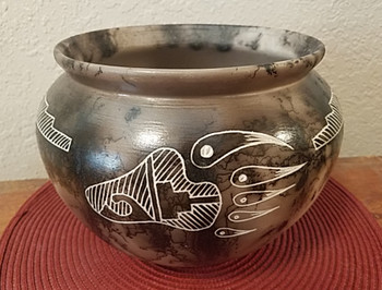 Native American Navajo Etched Horse Hair Vase