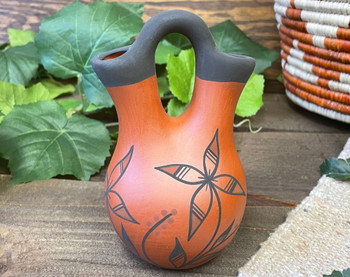 Tigua Red Clay Wedding Vase 5.5"