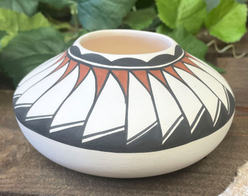 Tigua Indian Pottery Saucer Pot 5