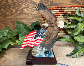 Beautiful Painted Eagle & Flag Sculpture