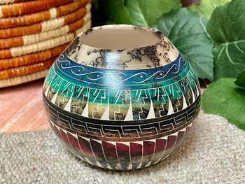 Hand Etched Navajo Horsehair Color Band Vase