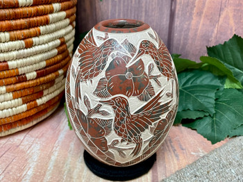 Hand Painted Mata Ortiz Vase -Red Robins