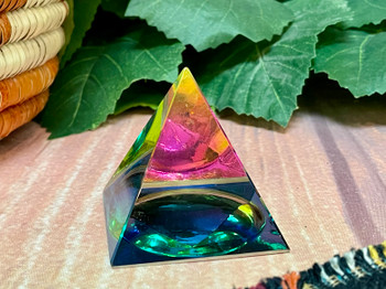 Reflective Pyramid Prism