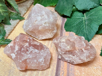 Assorted Iron-Stained Quartz Crystals (220bc14)