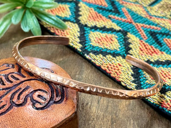 Hand Crafted Navajo Indian Copper Bangle (ij721) - Mission Del Rey