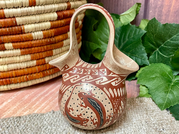 Mata Ortiz Pottery - Wedding Vase