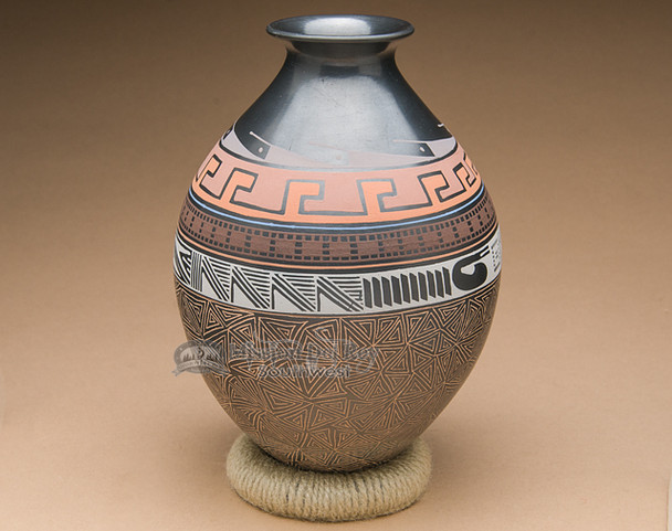 Black Etched Mata Ortiz Pottery Vase