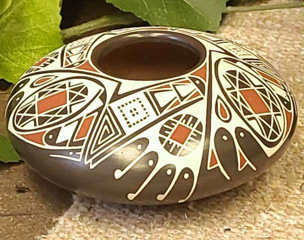 Mata Ortiz Saucer Pot