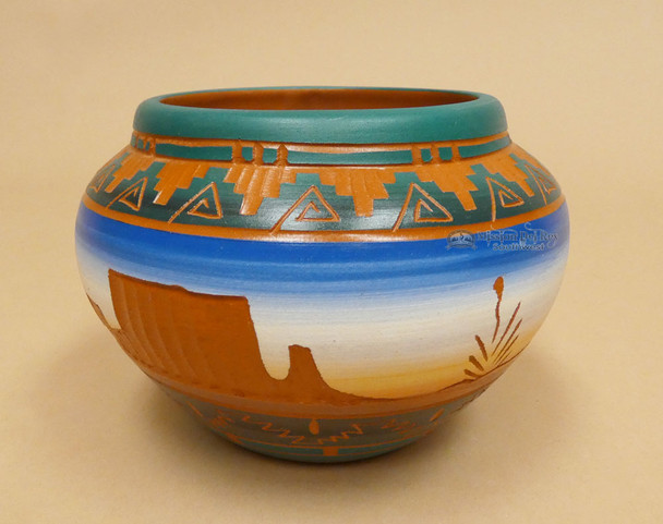 Navajo Monument Pottery Vase 5.75"
