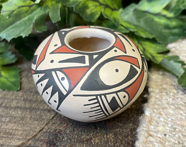Authentic Southwest Mata Ortiz Pottery Vase