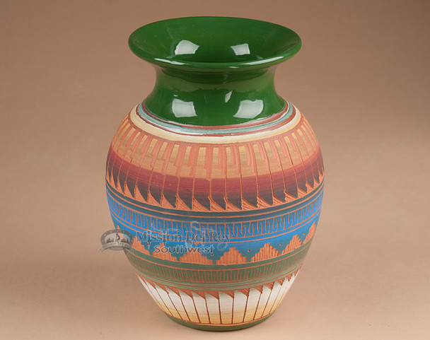 Etchware Indian Clay Navajo Vase 7.75" -Navajo (T8)