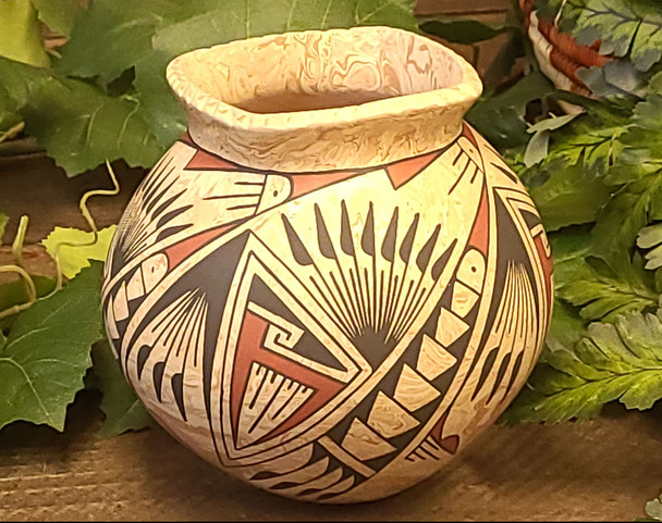 Marbled Mata Ortiz Pottery Vase