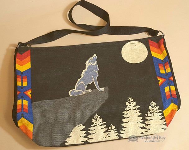 Southwestern Purse With Wolf Design