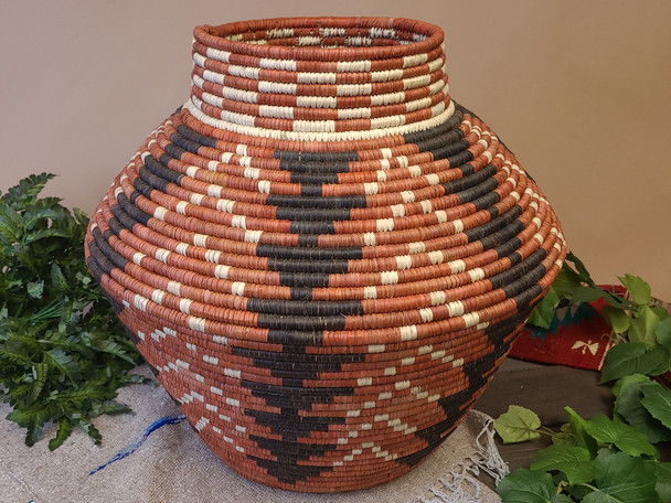 Hand Woven Southwestern Olla Style Basket