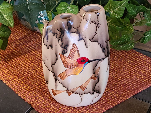 Etched Horse Hair Spout Vase -Humming Bird