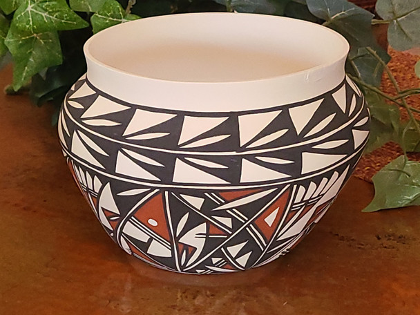 Large Acoma Hand Painted Pot