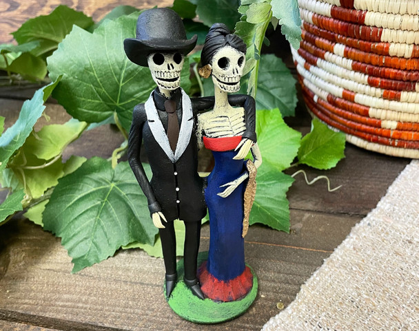 Clay Skeleton Couple Wedding Topper