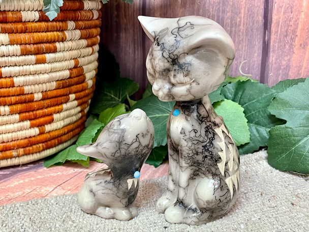 Navajo Horsehair Pottery Cat and Kitten Set