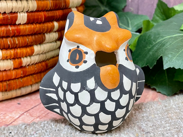 Native American Acoma Ceramic Owl