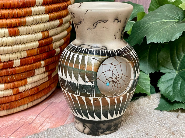 Etched Navajo Horse Hair Dreamcatcher Vase