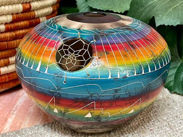 Navajo Horsehair Color Band Seed Pot