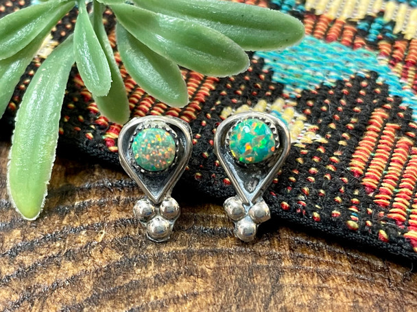 Zuni Indian Sterling Silver Earring