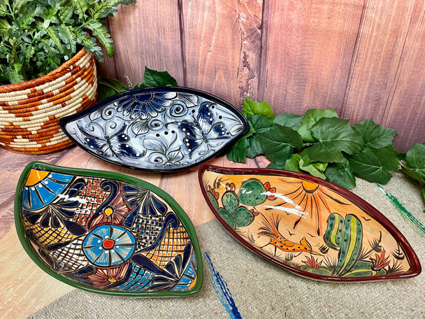 Talavera Ceramic Pottery Leaf Bowl