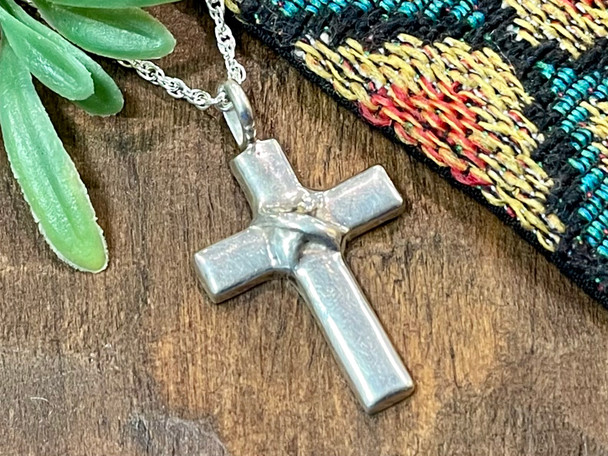 Navajo Silver Cross Pendant Necklace